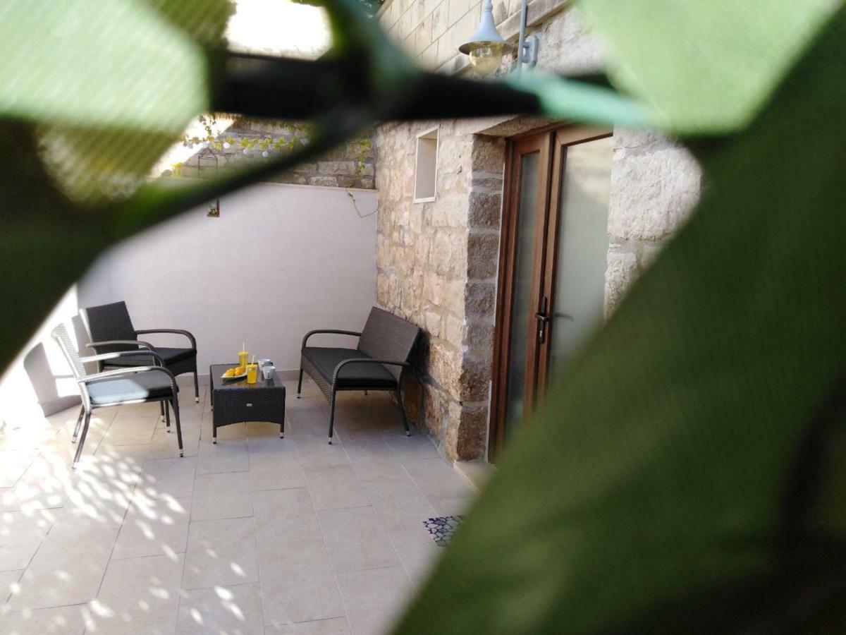 Apartman Ivana Splitska Exterior foto