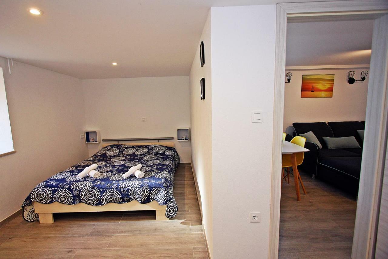Apartman Ivana Splitska Exterior foto