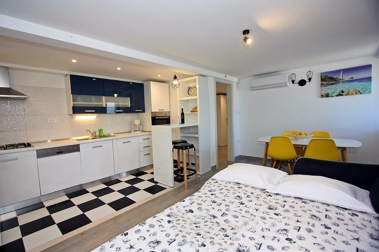 Apartman Ivana Splitska Exterior foto
