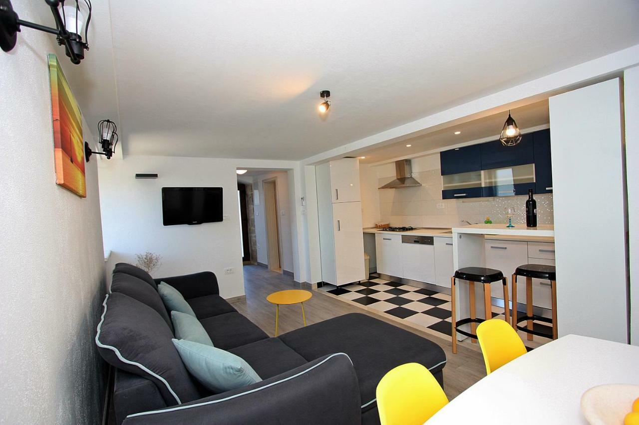 Apartman Ivana Splitska Exterior foto