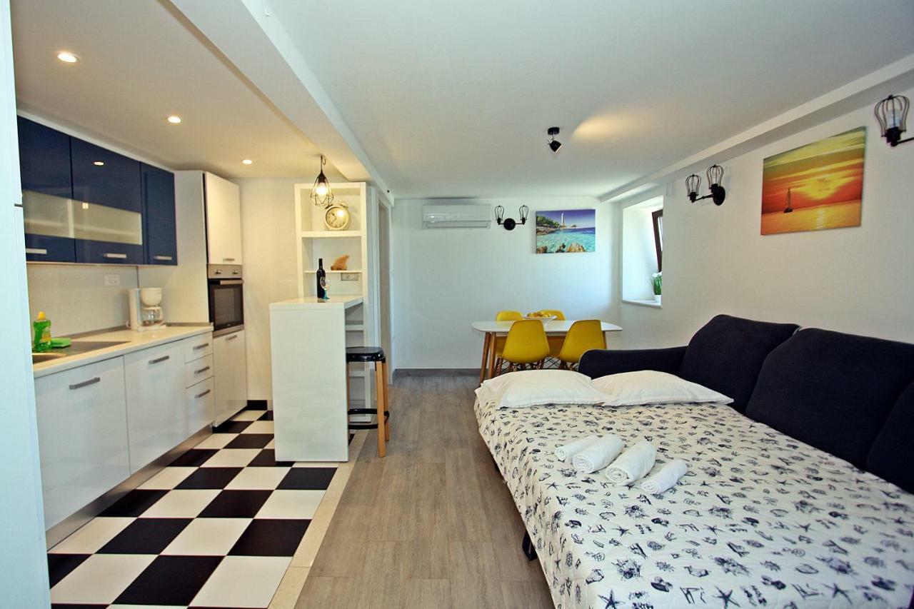 Apartman Ivana Splitska Exterior foto