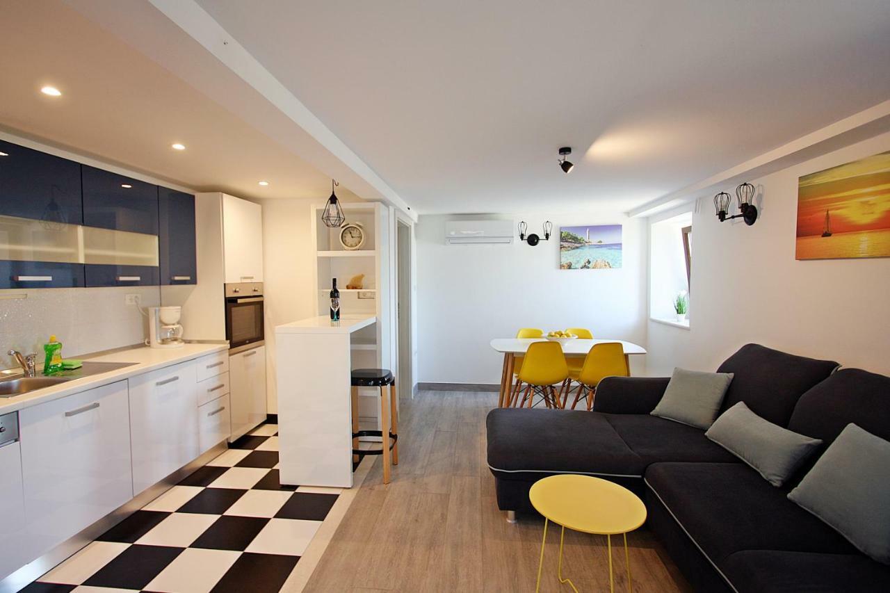 Apartman Ivana Splitska Exterior foto
