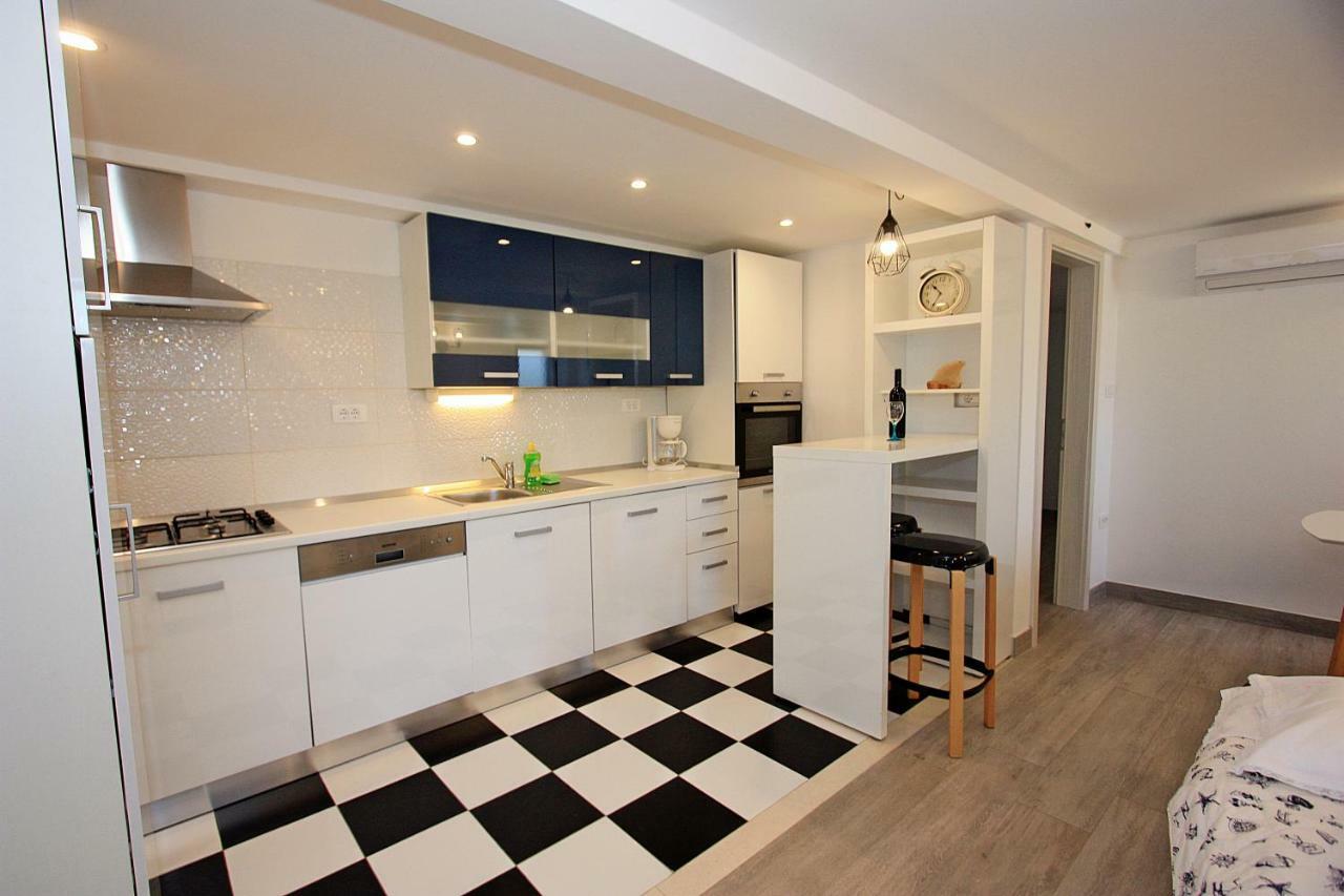 Apartman Ivana Splitska Exterior foto