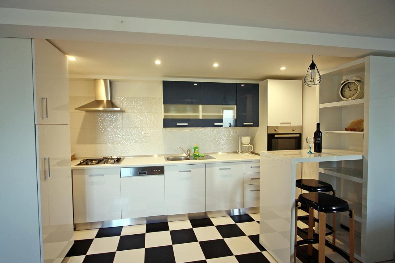Apartman Ivana Splitska Exterior foto